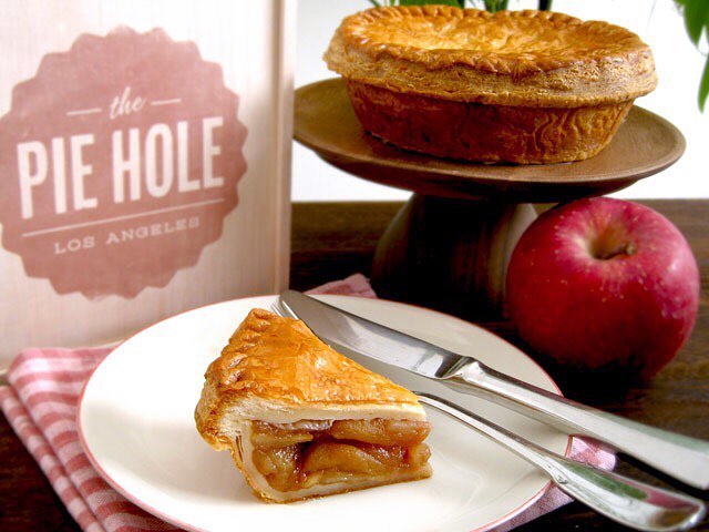 東京カレンダー The Pie Hole Los Angeles の 銀座premiumアップルパイ アメリカオリジナルの味を 高級発酵バターの香りで包み込み 通常よりワン Ciao Nihon 東京カレンダー The Pie Hole Los Angeles の 銀座premiumアップルパイ アメリカオリジナルの味を 高級発酵バターの香りで包み込み 通常よりワン Ciao Nihon