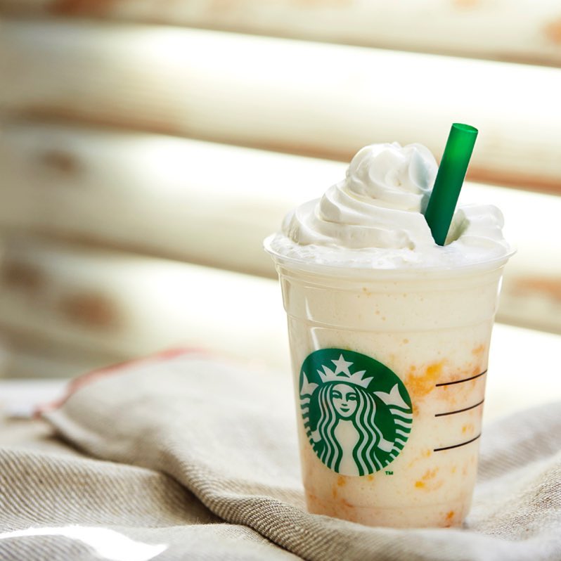 @Starbucks: #ホワイトチョコレートアンドピーチクリームフラペチーノ が明日1/11(水)から新登場 トロンとした口あたりのピーチ