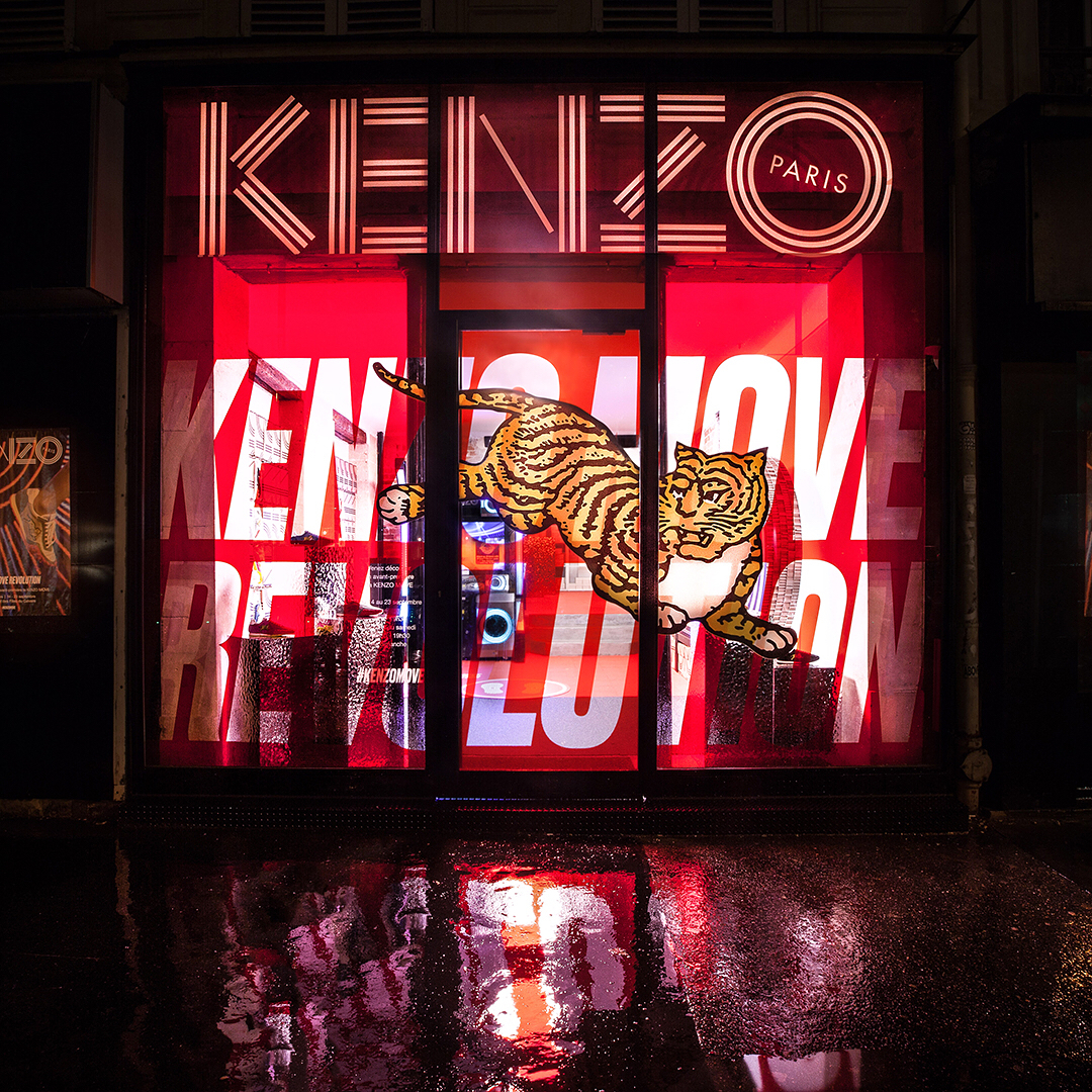 KENZO to the KENZO Move PopUp Store in Paris ! Be the first to get the sneake