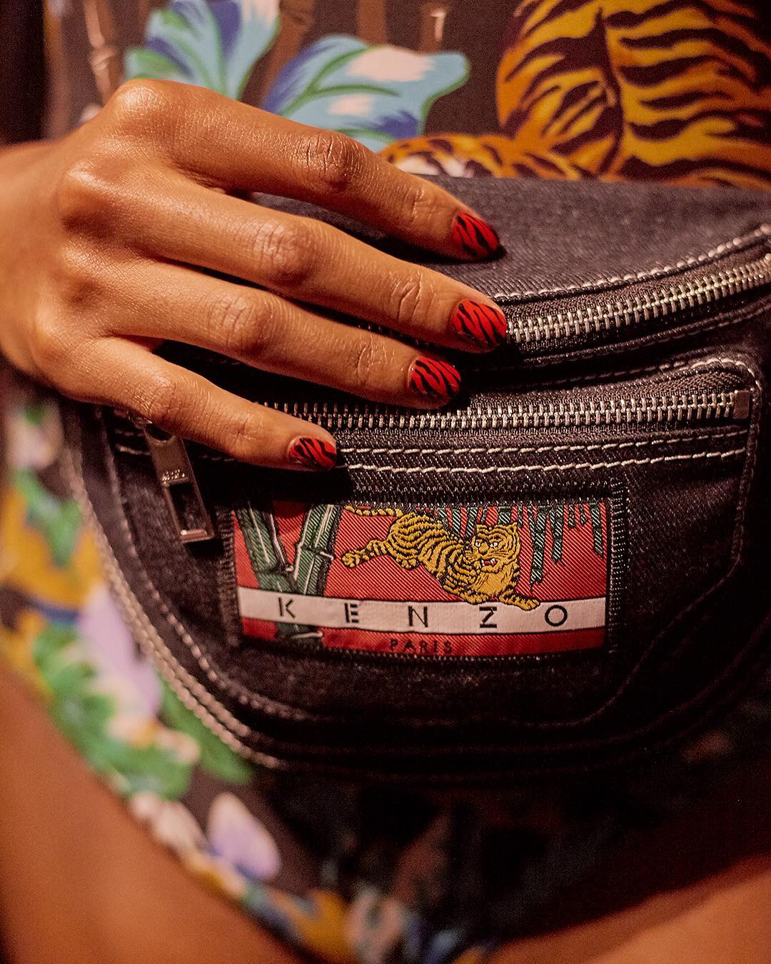 KENZO Closeup on KENZO La Collection Memento N°2 a denim waist