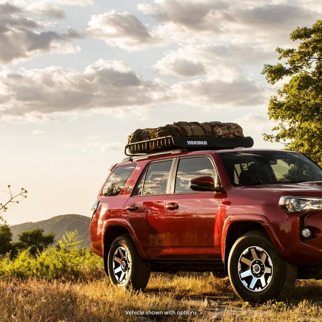 Toyota: Reliability has never looked so good. #4Runner #LetsGoPlaces - Ciao Nihon