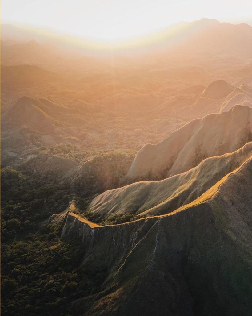 Canon Photography: P A N A M A The mountains here are absolutely stunning! We hiked up when it was… P A N A M A The mountains here are absolutely stunning! We hiked up when it was...