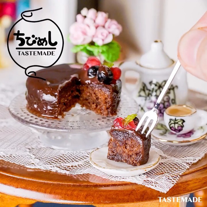 Tastemadejapan しっとり濃厚 ちびチョコレートケーキ 材料 ケーキ生地 ホットケーキミックス 0 7g ココアパウダー 0 4g 無塩バター Ciao Nihon