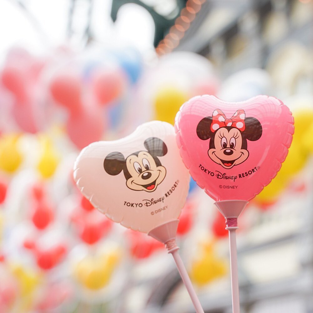 Tokyo Disney Resort Where Would You Take Your Mini Balloon 持っているだけでワクワクしちゃう Photo Yoko914 Wor Ciao Nihon