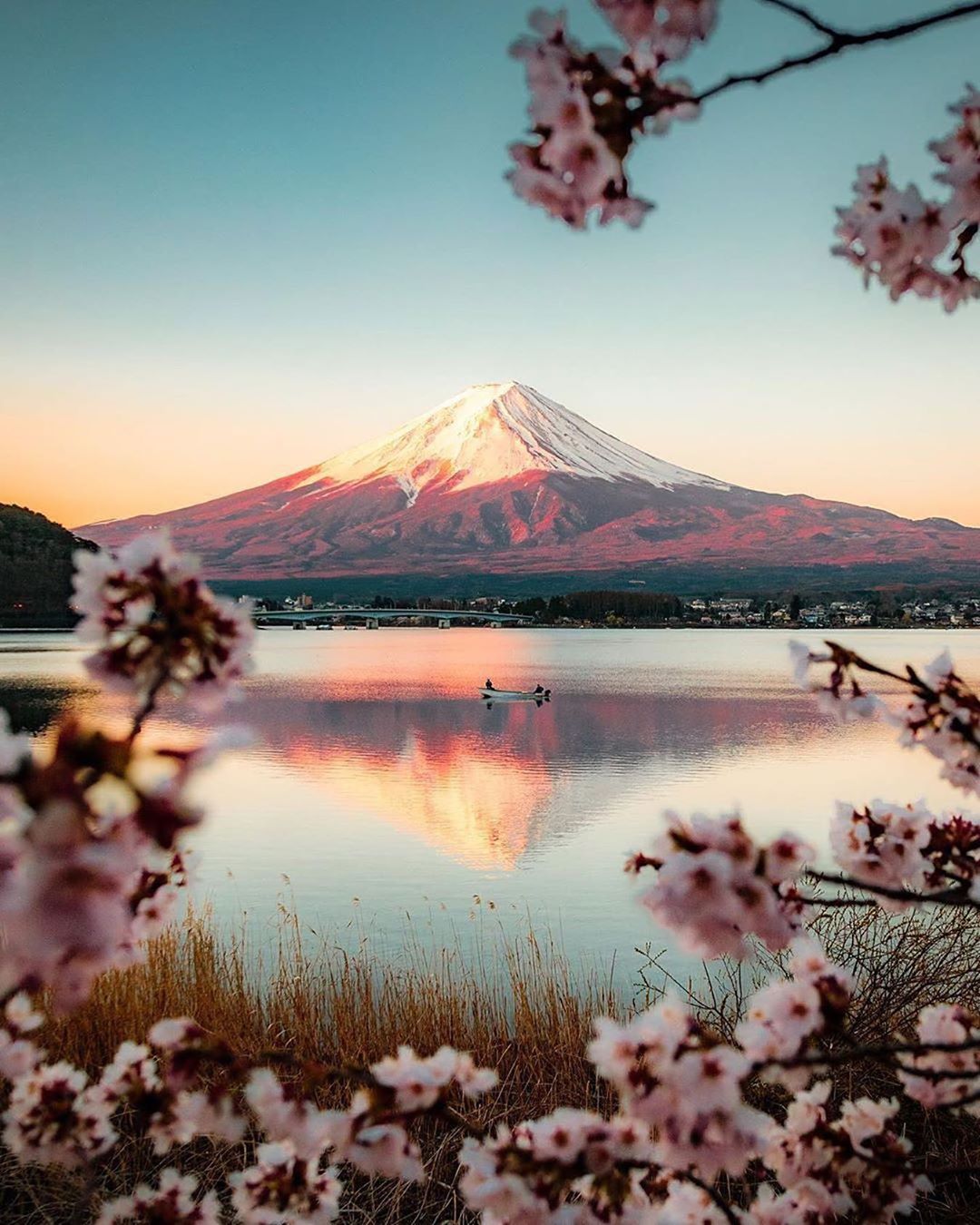 Canon Photography: A wonderful Japanese sunrise Photography