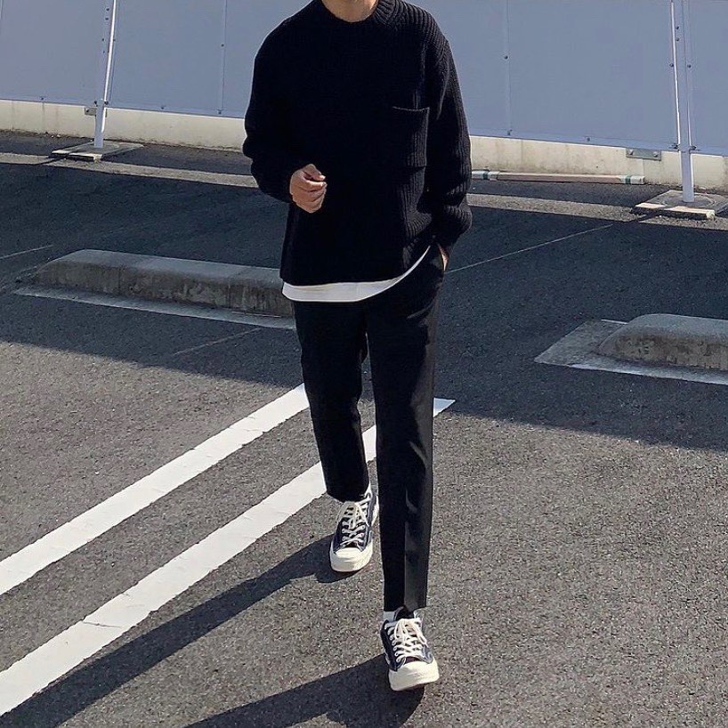 Gu For All Gu Menローゲージワイドフィットクルーネックセーターコーデをpick Up ゆったりシルエットのデザインが ざっくり着るだけで良い感じローゲージの素材感と Ciao Nihon