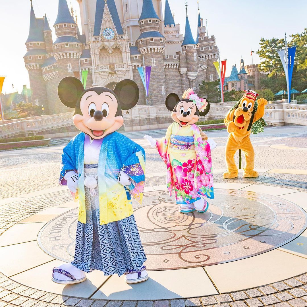 Tokyo Disney Resort Wishing You A Happy New Year 21 あけましておめでとうございます Mickeymouse Minniemouse Ciao Nihon