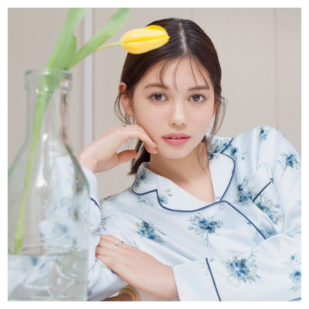 Gu ジーユー Gu Pajamas なりたい気分で選べる 色柄が豊富なguのパジャマ クラシカルな花柄でおうちで過ごす時間も華やかに Ciao Nihon