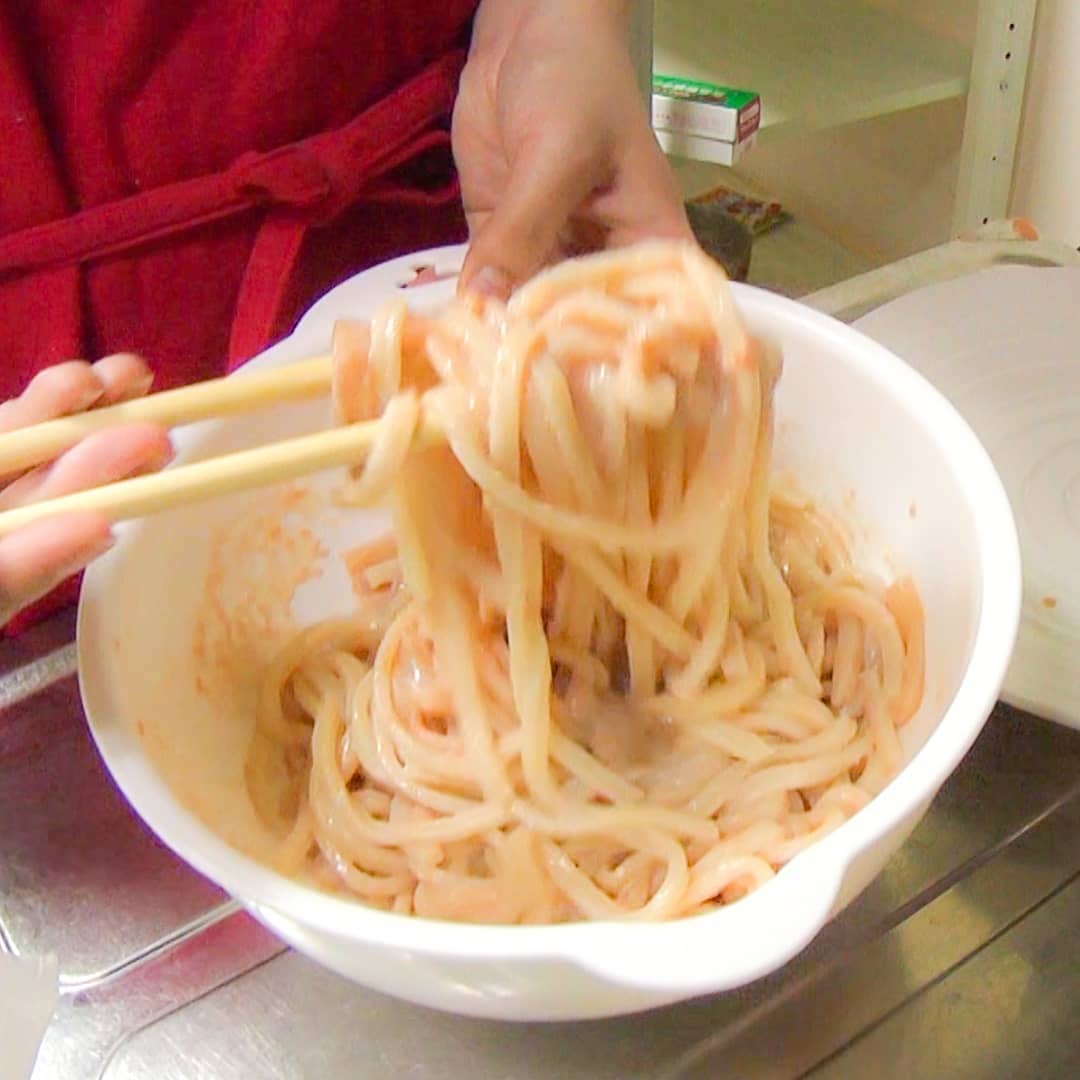 Kajiyarou いかちゃんの 塩辛とたらこのクリームうどん 冷凍うどん1玉をレンチンし解凍する 市販のたらこパスタソース1袋をあえる 熱いうちにコーヒ Ciao Nihon Kajiyarou いかちゃんの 塩辛とたらこのクリームうどん 冷凍うどん1玉をレンチンし解凍する 市販のたらこパスタソース1袋をあえる 熱いうちにコーヒ Ciao Nihon