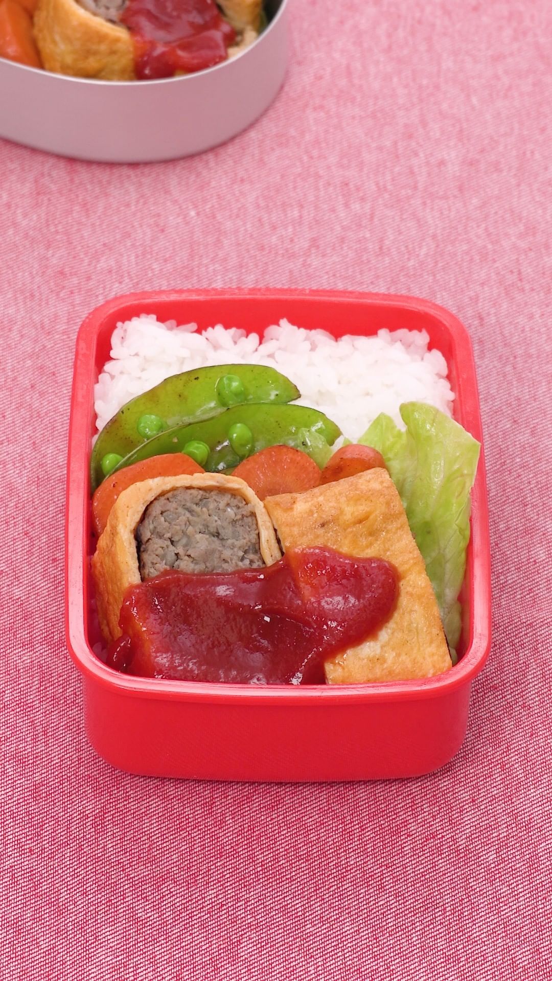 Delish Kitchen ハンバーグを卵で包んだ見た目も可愛いオムバーグ弁当をご紹介します 肉だねはポリ袋でもむことで洗い物も少なく楽らく調理 オムバーグを焼いている間に同じ卵焼き器で副 Ciao Nihon Delish Kitchen ハンバーグを卵で包んだ見た目も可愛いオムバーグ弁当をご紹介します 肉だねはポリ袋でもむことで洗い物も少なく楽らく調理 オムバーグを焼いている間に同じ卵焼き器で副 Ciao Nihon