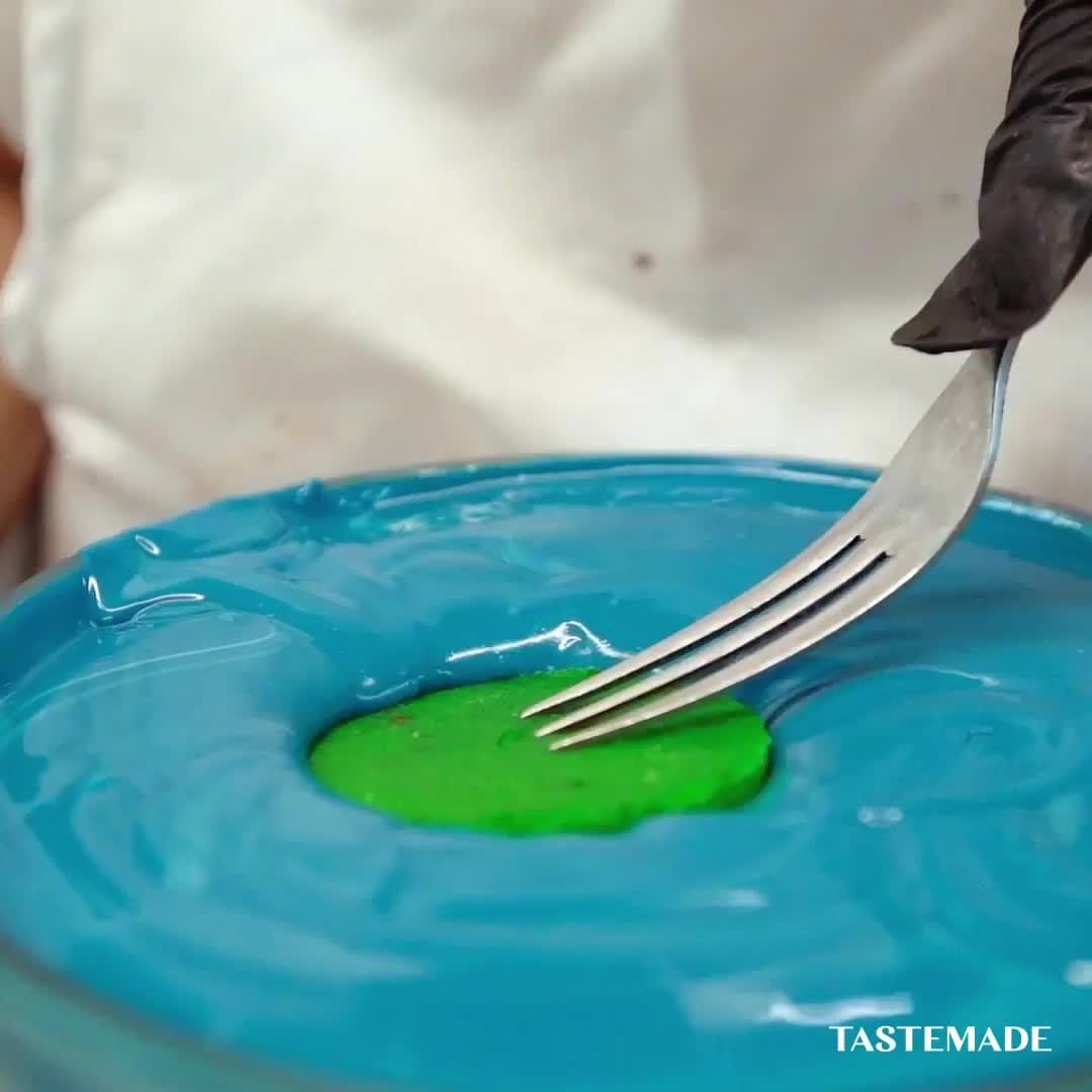 Tastemadejapan 色がすごい アメリカの自然由来成分で作る超カラフルスイーツたち Tastemade Spotlight ニューヨークにあるring Di Ciao Nihon Tastemadejapan 色がすごい アメリカの自然由来成分で作る超カラフルスイーツたち Tastemade Spotlight ニューヨークにあるring Di Ciao Nihon