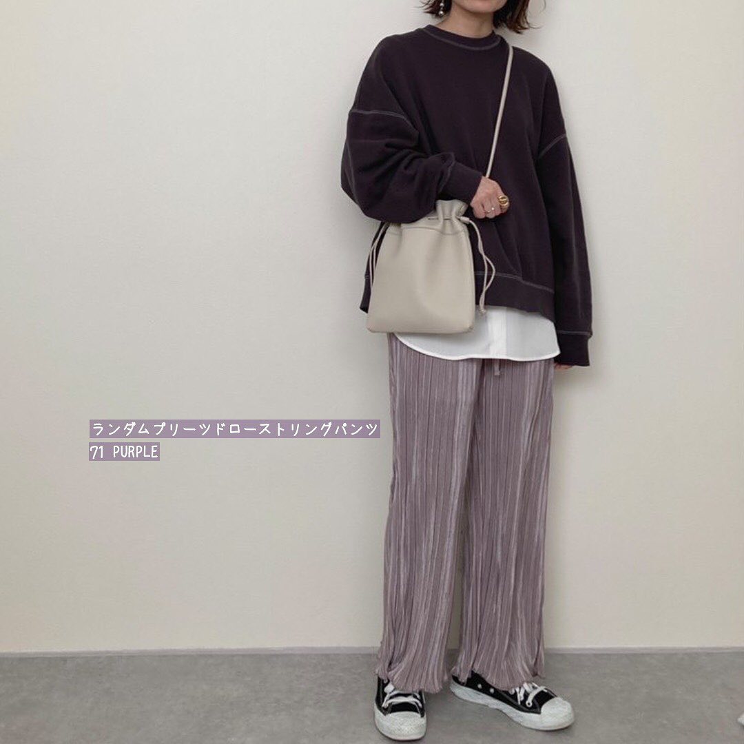 Gu For All パンツにアクセントに持ってくるやや光沢感のあるランダムプリーツが 緩やかに存在感ありカジュアルを 一気にお洒落見えさせてくれる パンツですねリラックスしたゆるカ Ciao Nihon