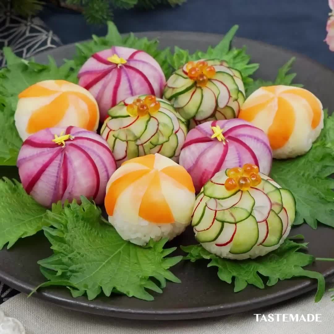 Tastemadejapan ひな祭りに 手毬寿司 ナチュラルでカラフルな野菜の彩でかわいい手毬寿司を作ってみました ひな祭りパーティーに是非作ってみてね 材料 A Ciao Nihon