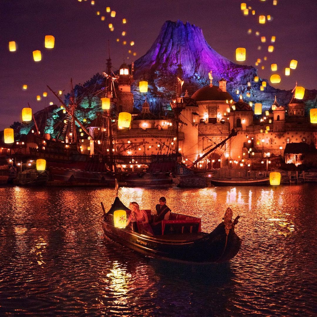 Tokyo Disney Resort Always And Forever 光きらめくロマンティックな世界へ Rapunzel Flynnrider Venetiangondolas Ciao Nihon