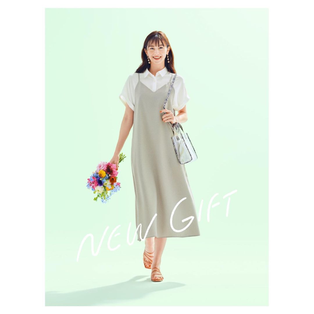 Gu ジーユー Newワンピースコレクション ワンピ最強説 ラクちん なのにしっかりトレンド感 ｖネックキャミソールワンピース 1 49 Ciao Nihon