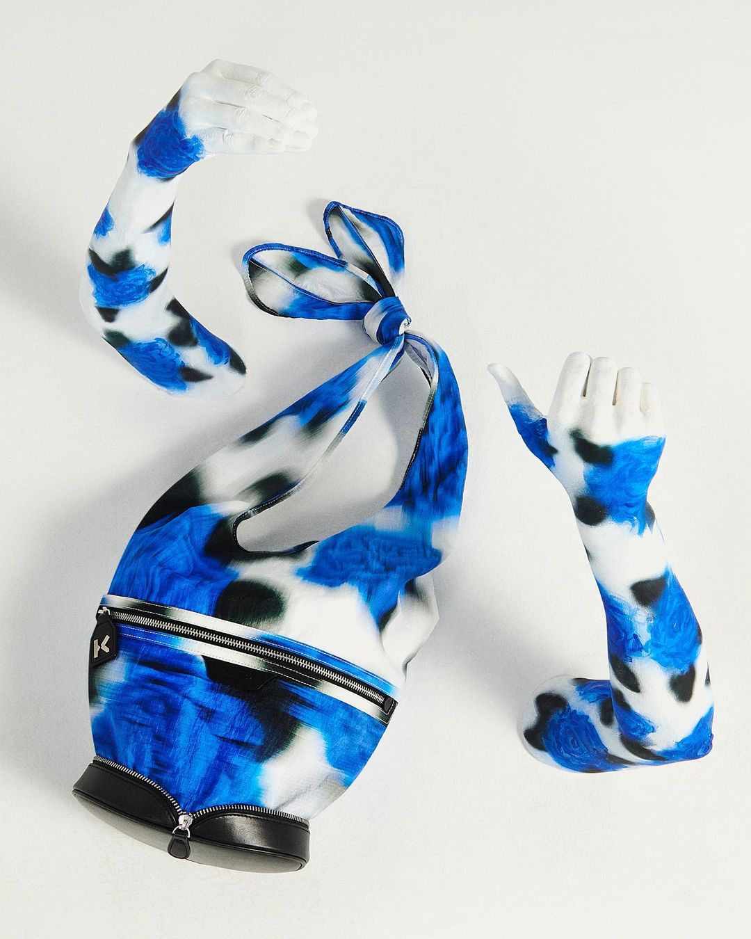 KENZO Introducing the foldable Onda bag, a transformable and packable