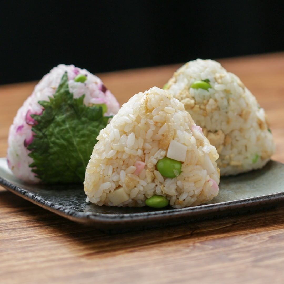 TastyJapan 混ぜるだけ簡単！枝豆の彩りおにぎり3種 / 3 Ideas For Edamame Rice Balls