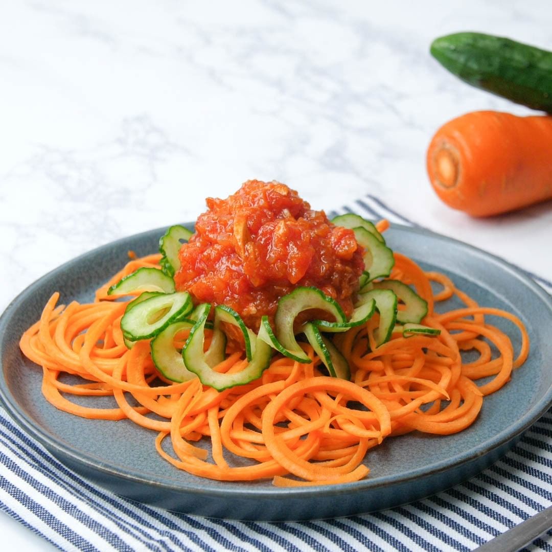 TastyJapan 【糖質制限の方にもおすすめ】野菜で麺を作る！？ベジタブルパスタ！/Let’s make low carb pasta