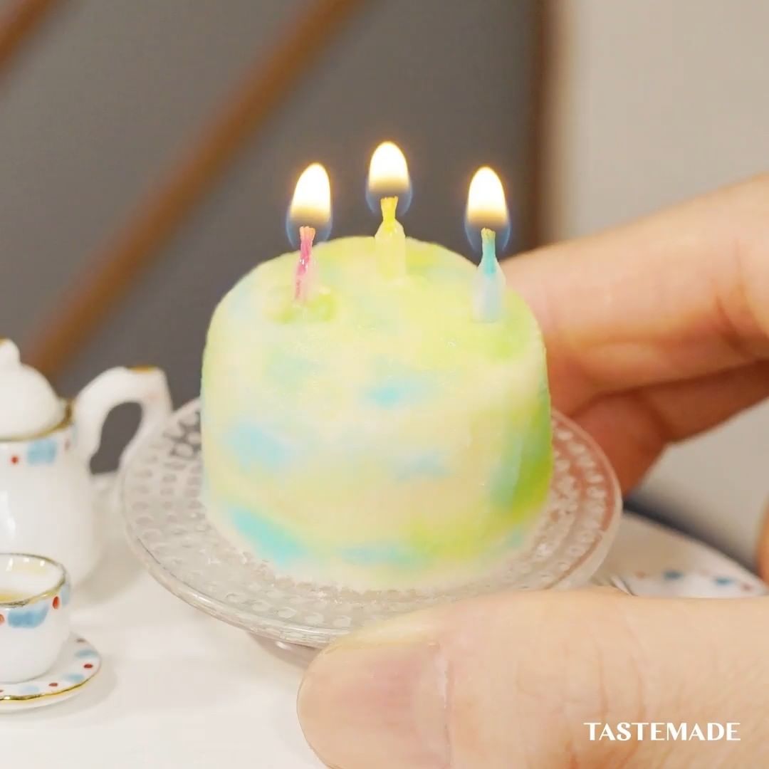 Tastemadejapan 特別な日のミニチュア センイルケーキ 今韓国で話題の センイルケーキ を ちびめしで手作りしてみました センイル とは韓国語で 誕生日という意味 Ciao Nihon
