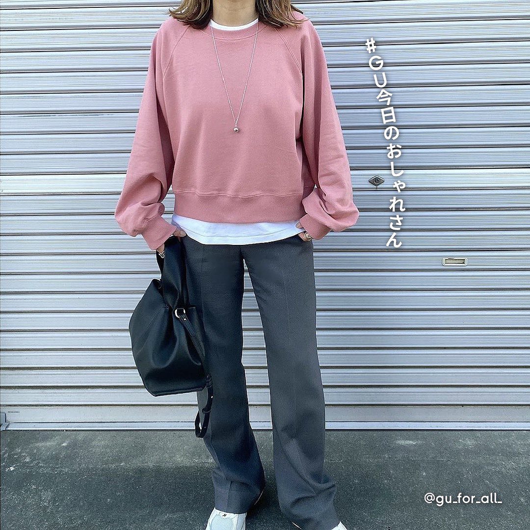 Gu For All スウェットコーデ をpick Up Red Sjk さん ステキな投稿ありがとうございます トレンドのクロップド丈のスウェットプルオーバー ラ Ciao Nihon