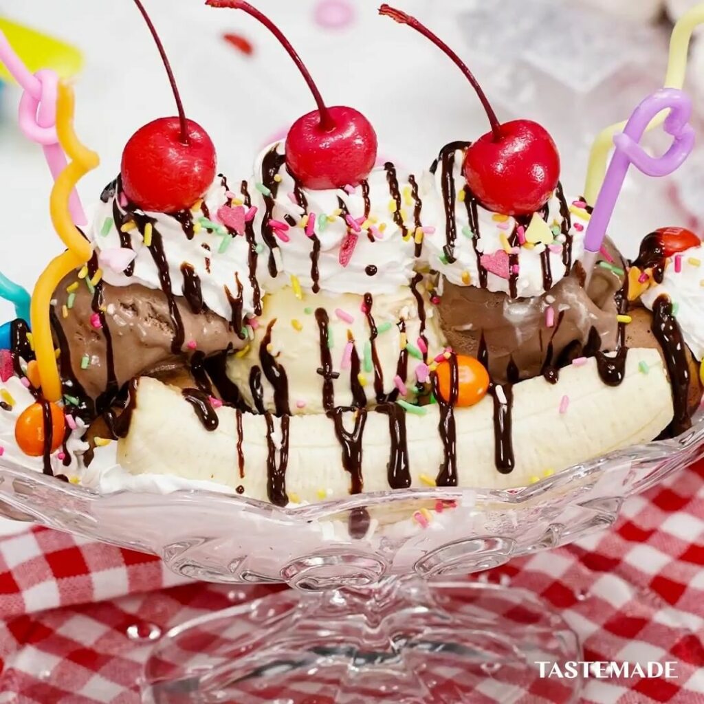 バナナスプリットアイスクリームのレシピ