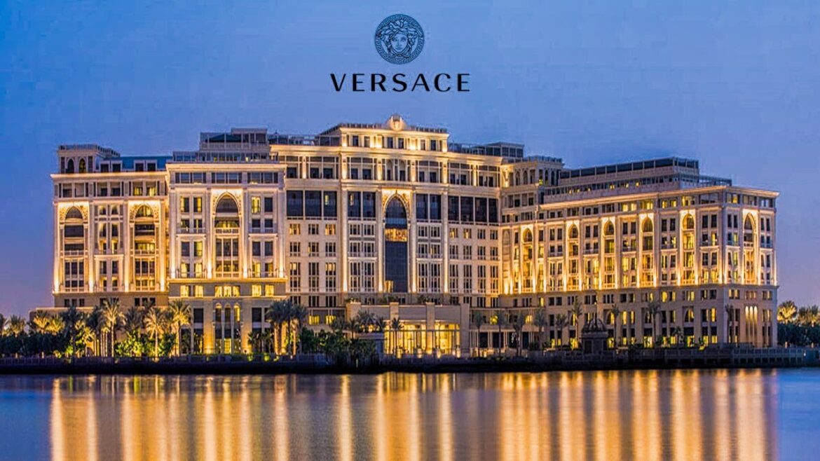 Palazzo Versace Dubai, Luxury 5-Star Fashion Hotel (4K Hotel Tour)